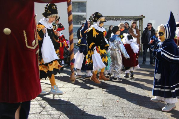 Güdelzischtig Kinderfasnacht, Bild 6