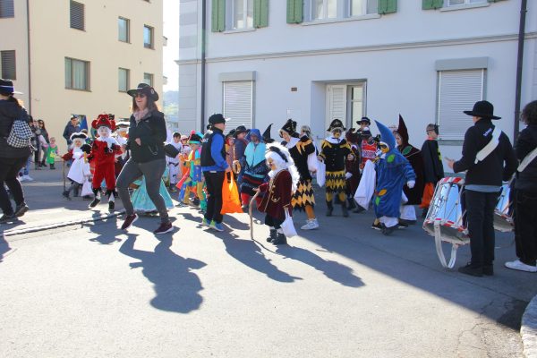 Güdelzischtig Kinderfasnacht, Bild 12