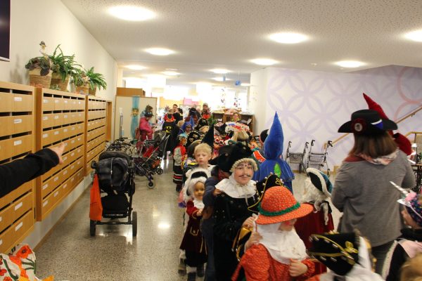 Güdelzischtig Kinderfasnacht, Bild 29