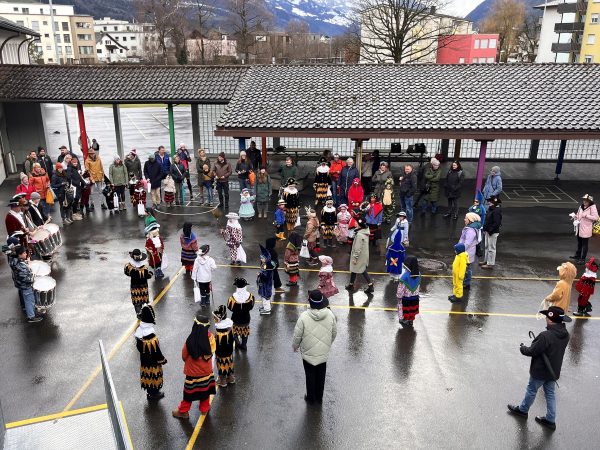 Güdelzischtig Kinderfasnacht, Bild 3